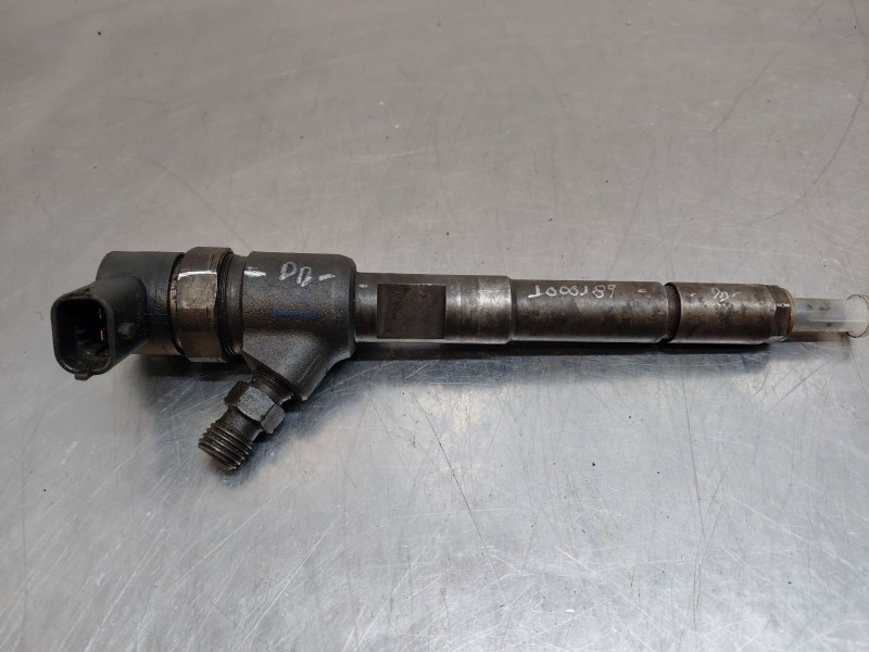 Recambio de inyector para fiat doblo cargo (263_) 1.6 d multijet referencia OEM IAM 0986435204  