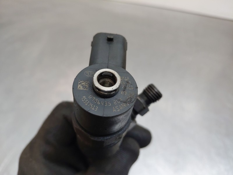 Recambio de inyector para fiat doblo cargo (263_) 1.6 d multijet referencia OEM IAM 0986435204  