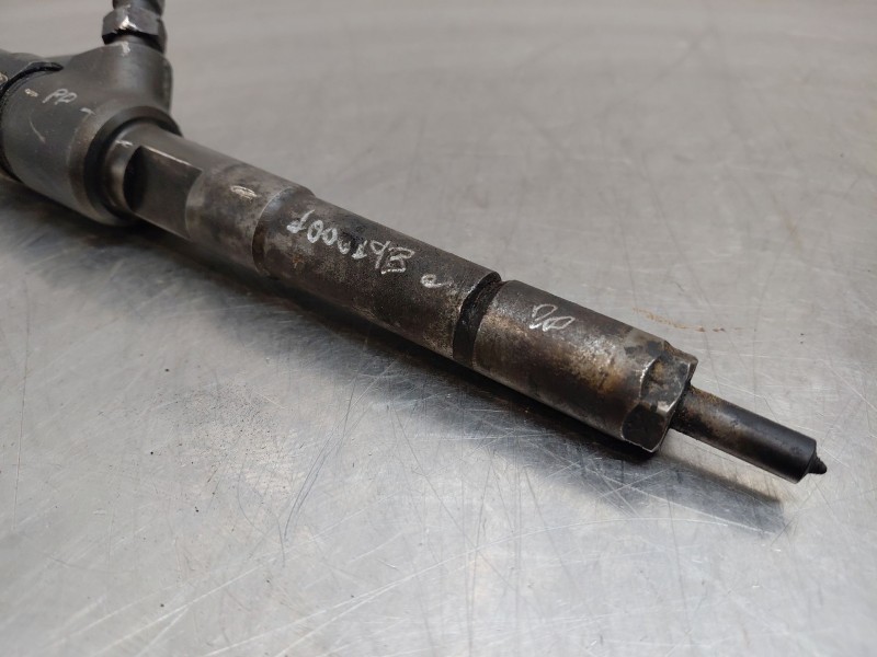 Recambio de inyector para fiat doblo cargo (263_) 1.3 d multijet referencia OEM IAM 0986435204  