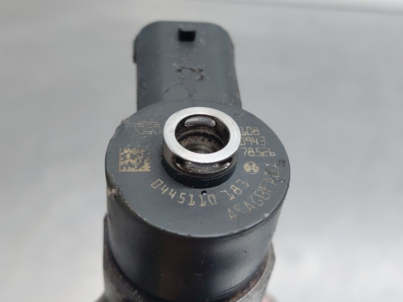 Recambio de inyector para fiat doblo cargo (263_) 1.3 d multijet referencia OEM IAM 0445110183  