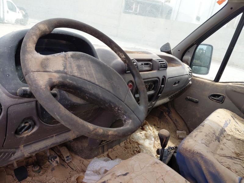 opel movano a caja/chasis (x70) del año 2000