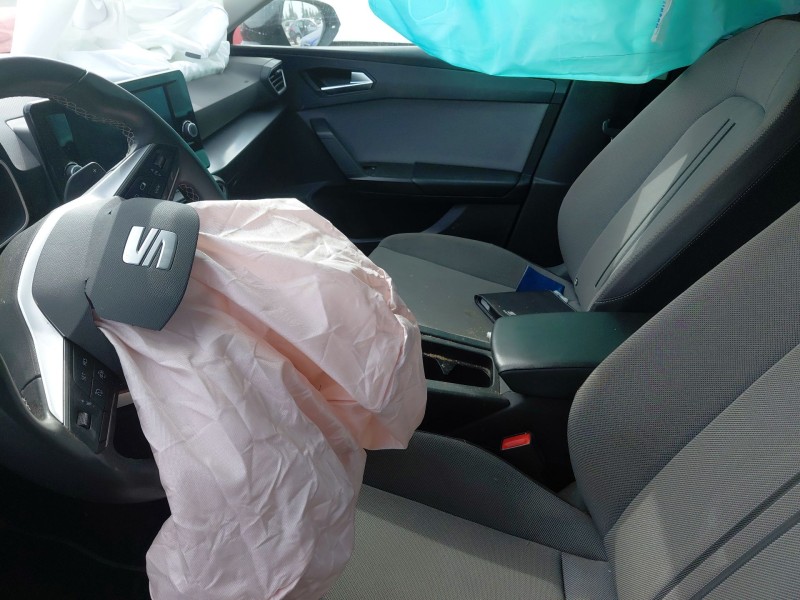 seat leon (kl1, klg) del año 2023