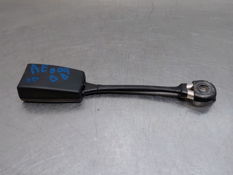 Recambio de enganche del cinturon delantero der para fiat ducato 250 multijet referencia OEM IAM   