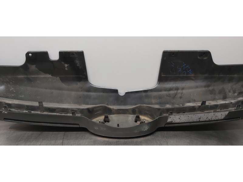 Recambio de rejilla delantera para ford transit custom kasten 330 l1 referencia OEM IAM 2205558 BK218200 