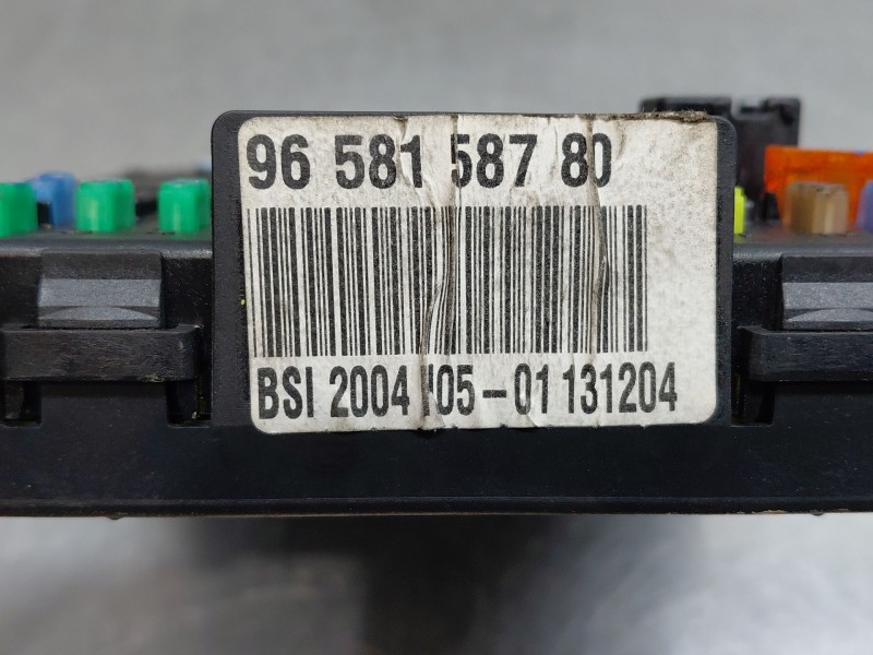 Recambio de caja reles / fusibles para citroën c4 i (lc_) 1.6 hdi referencia OEM IAM 9658158780  
