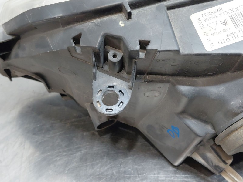Recambio de faro derecho para citroën c4 i (lc_) 1.6 hdi referencia OEM IAM 6206L6 9646893880 