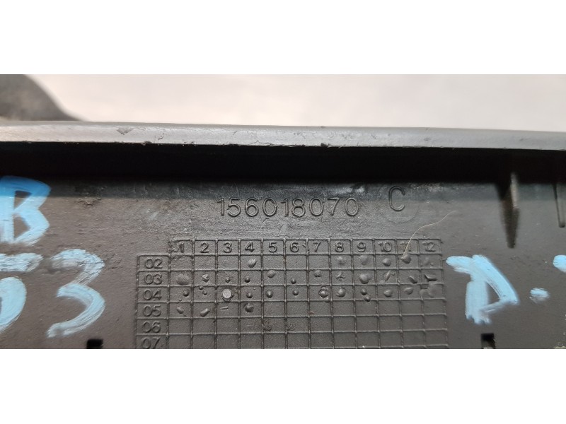 Recambio de mando elevalunas delantero izquierdo para renault scenic ii authentique referencia OEM IAM 156018070  