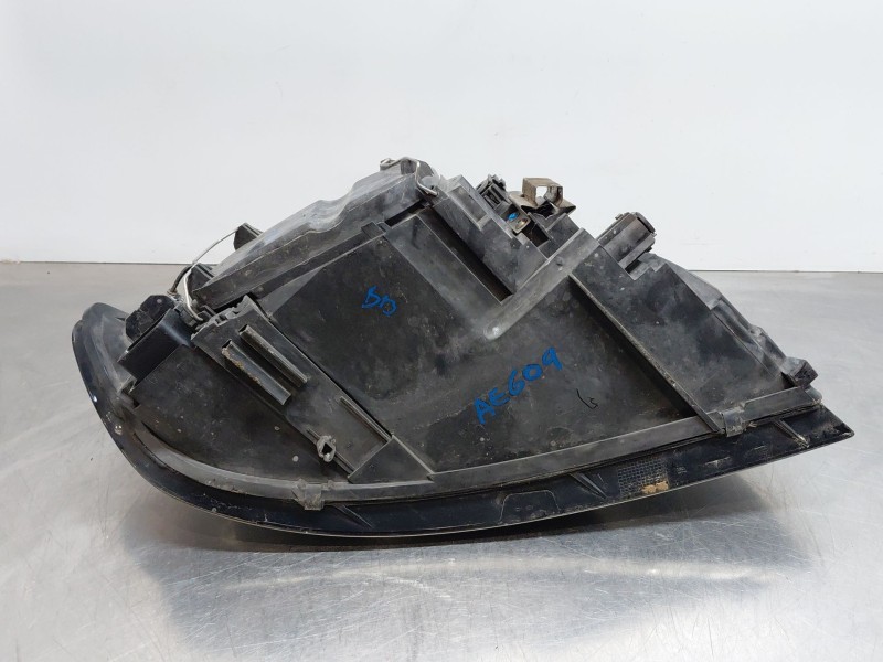 Recambio de faro izquierdo para volvo s40 ii (544) 1.8 referencia OEM IAM   