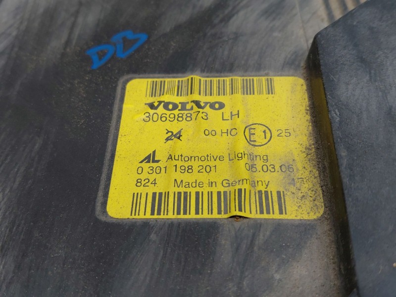 Recambio de faro izquierdo para volvo s40 ii (544) 1.8 referencia OEM IAM   