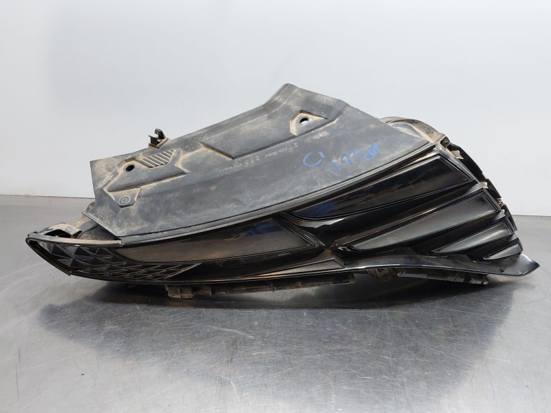 Recambio de piloto delantero derecho para hyundai tucson hybrid referencia OEM IAM 92208N7100  