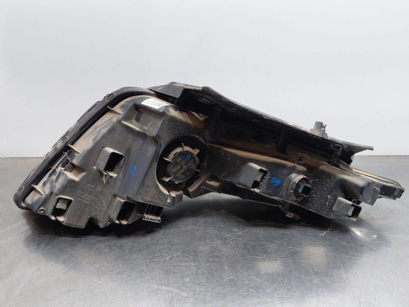 Recambio de piloto delantero derecho para hyundai tucson hybrid referencia OEM IAM 92208N7100  