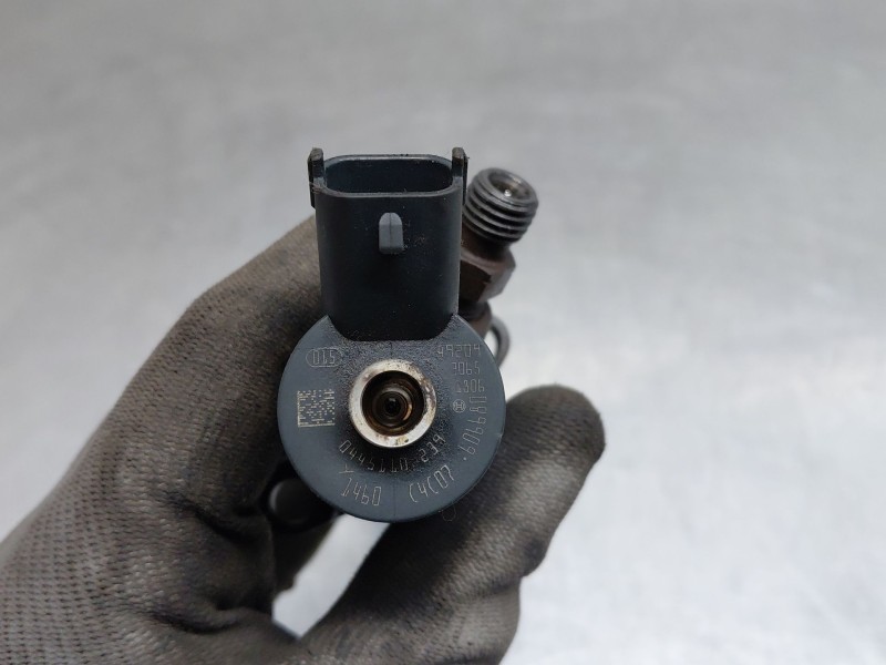 Recambio de inyector para citroën c4 i (lc_) 1.6 hdi referencia OEM IAM 0445110239  