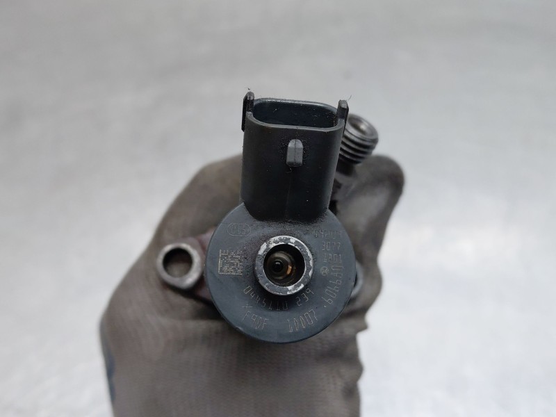 Recambio de inyector para citroën c4 i (lc_) 1.6 hdi referencia OEM IAM 0445110239  