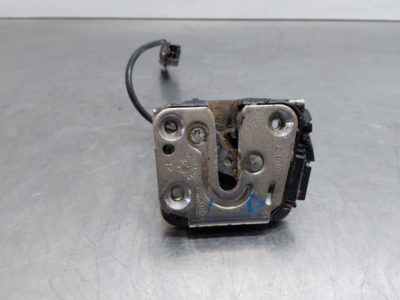 Recambio de cerradura puerta trasera derecha para nissan nv 400 l3h2 referencia OEM IAM   