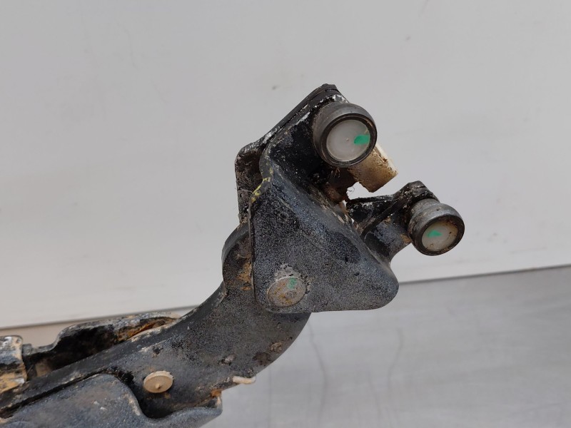 Recambio de soporte / guia puerta corredera para nissan nv 400 l3h2 referencia OEM IAM   