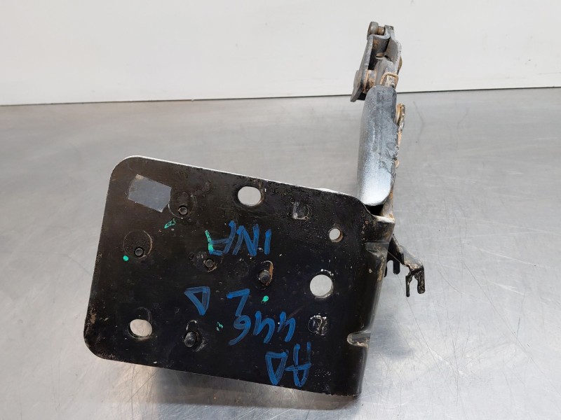 Recambio de soporte / guia puerta corredera para nissan nv 400 l3h2 referencia OEM IAM   