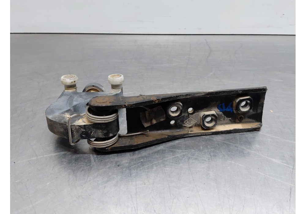 Recambio de soporte / guia puerta corredera para nissan nv 400 l3h2 referencia OEM IAM   