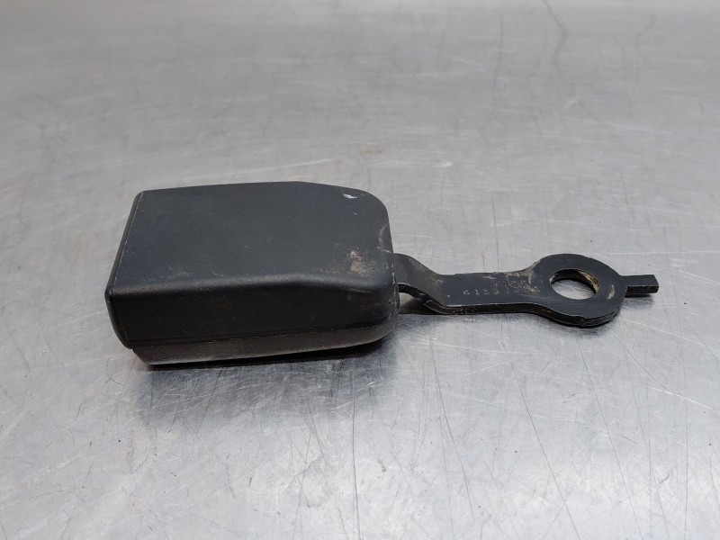 Recambio de enganche del cinturon delantero der para nissan nv 400 l3h2 referencia OEM IAM   