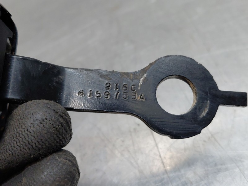 Recambio de enganche del cinturon delantero der para nissan nv 400 l3h2 referencia OEM IAM   