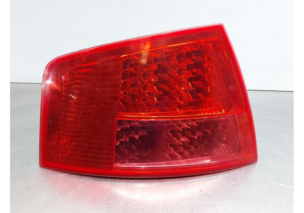 Recambio de piloto trasero izquierdo para audi a8 d3 (4e2, 4e8) 3.0 tdi quattro referencia OEM IAM 4E0945095C  