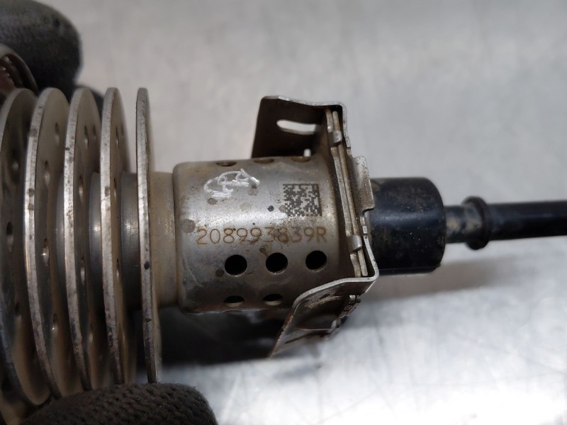 Recambio de inyector para nissan nv 400 l3h2 referencia OEM IAM   