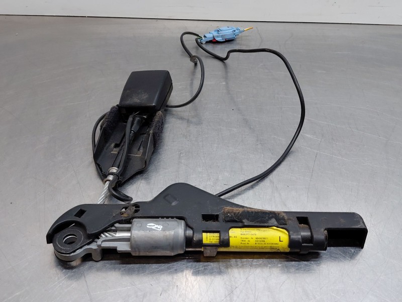 Recambio de pretensor airbag izquierdo para citroën c2 (jm_) 1.4 hdi referencia OEM IAM 8973TH  