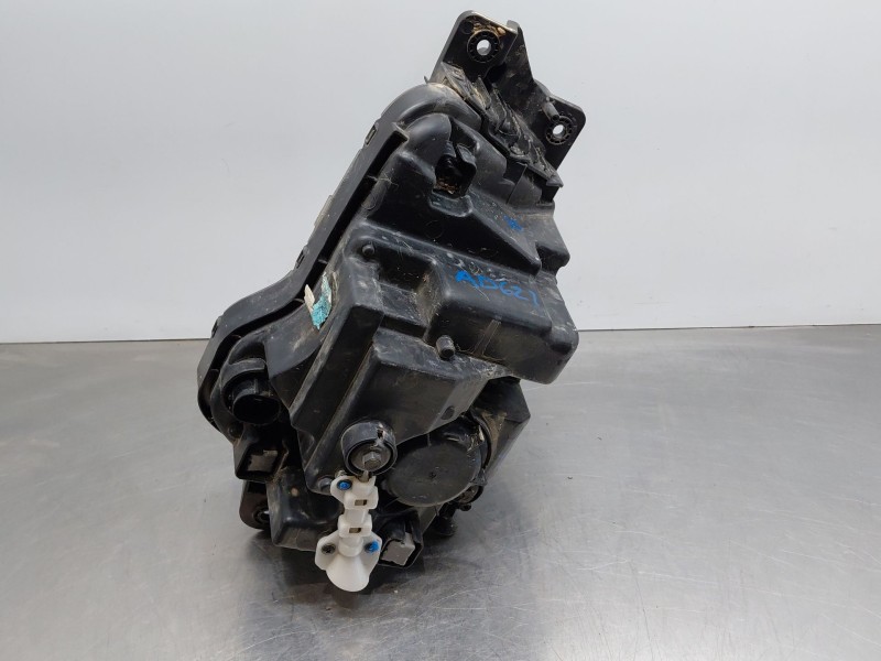 Recambio de faro derecho para hyundai tucson hybrid referencia OEM IAM 92102N7100  
