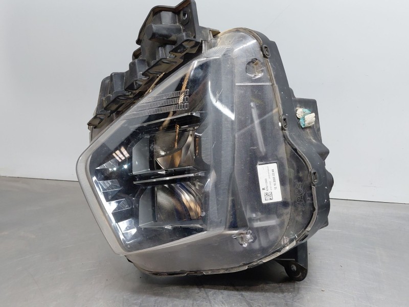 Recambio de faro derecho para hyundai tucson hybrid referencia OEM IAM 92102N7100  