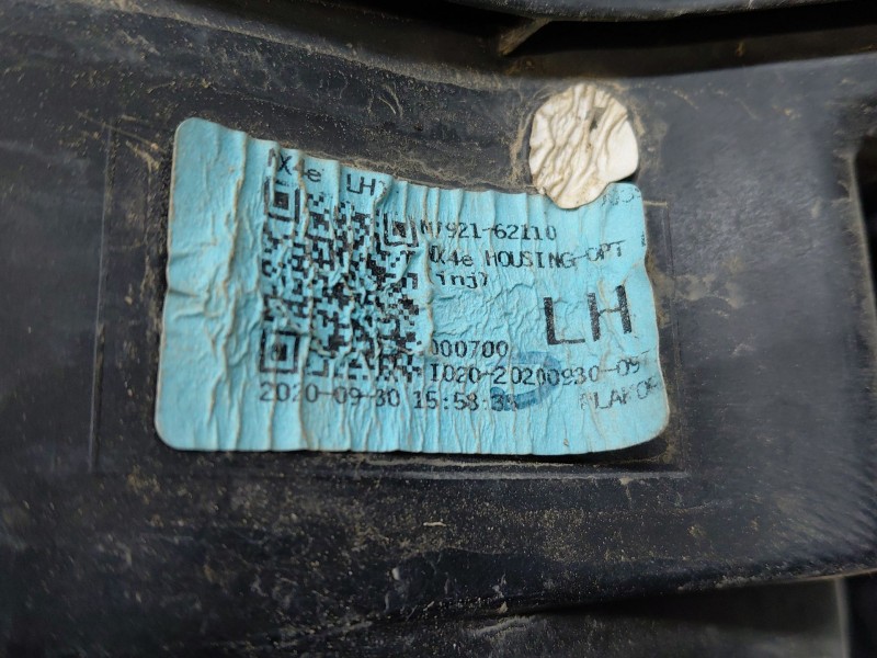 Recambio de faro izquierdo para hyundai tucson hybrid referencia OEM IAM 92101N7100  