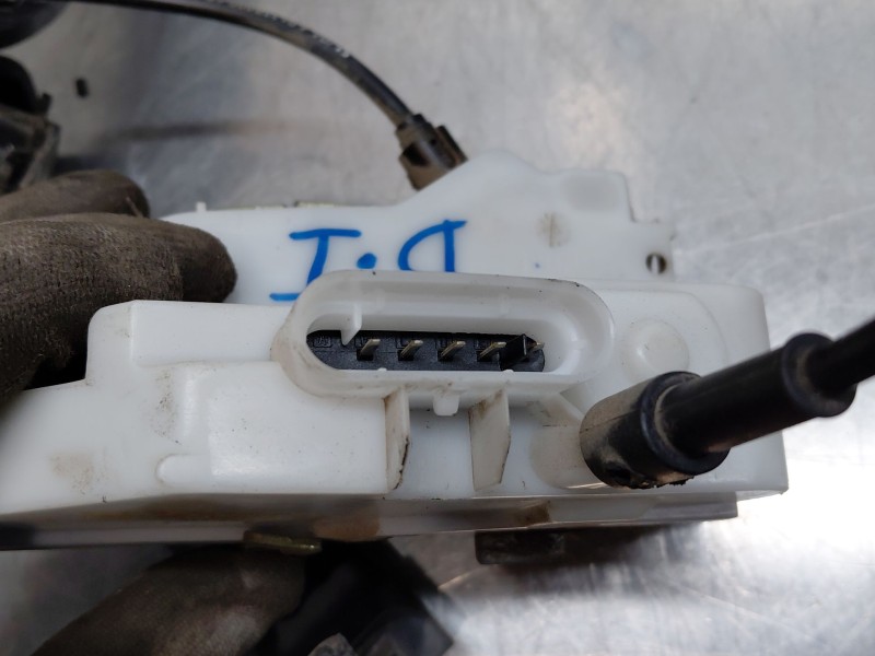 Recambio de cerradura puerta delantera izquierda para citroën c2 (jm_) 1.4 hdi referencia OEM IAM 9135P9  