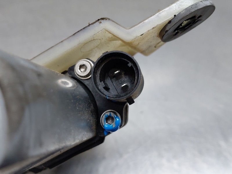 Recambio de elevalunas delantero izquierdo para nissan nv 400 l3h2 referencia OEM IAM   