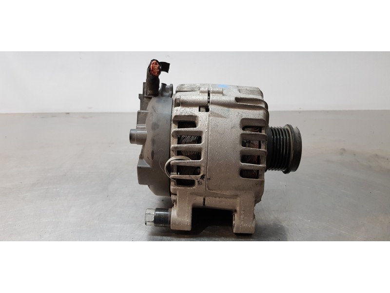 Recambio de alternador para volvo v40 basis referencia OEM IAM 31419219  