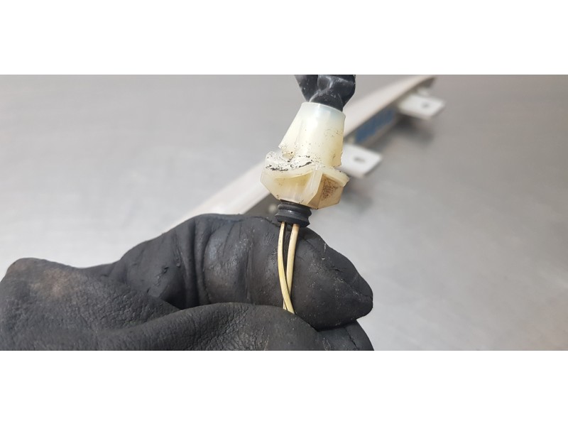 Recambio de luz central de freno para mazda cx-7 (er) style referencia OEM IAM EH6651580  