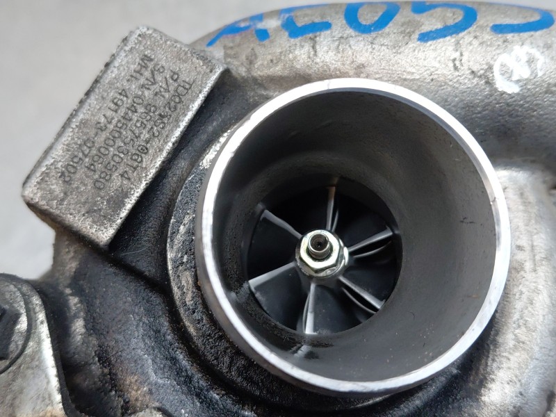 Recambio de turbocompresor para citroën c4 i (lc_) 1.6 hdi referencia OEM IAM 9657530580  