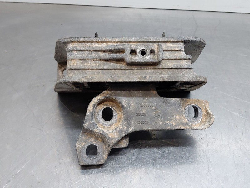 Recambio de soporte motor derecho para nissan nv 400 l3h2 referencia OEM IAM   