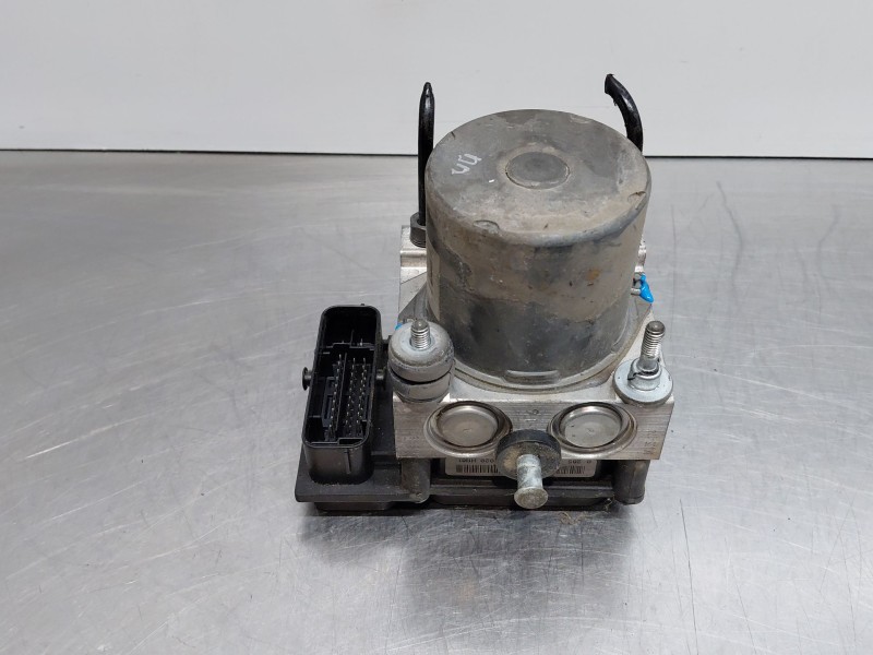 Recambio de abs para fiat ducato 250 multijet referencia OEM IAM 71749037  