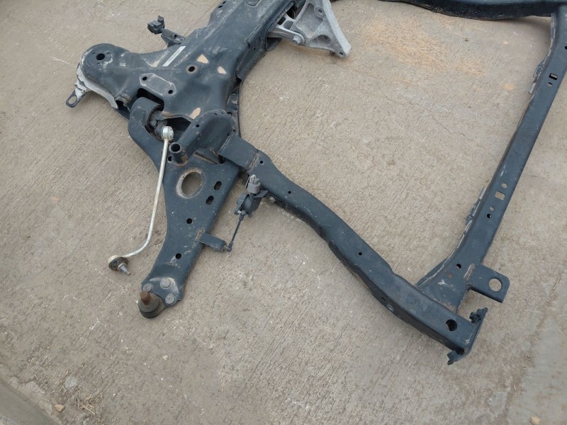 Recambio de puente delantero para opel mokka x selective referencia OEM IAM 42454890 95185585 