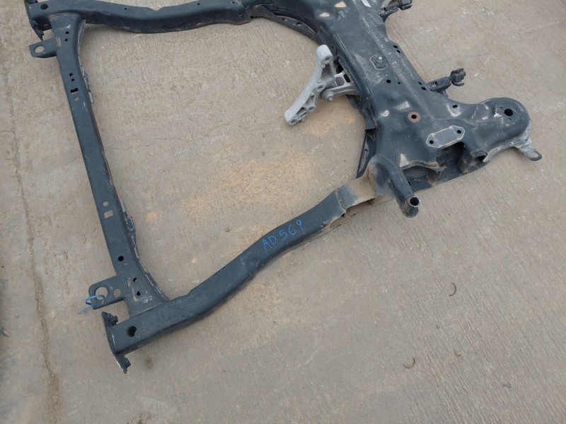 Recambio de puente delantero para opel mokka x selective referencia OEM IAM 42454890 95185585 