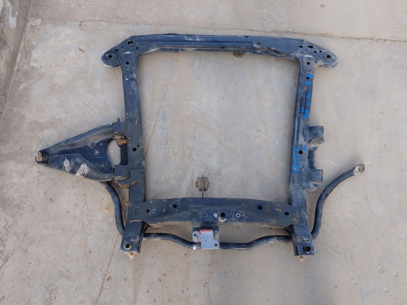 Recambio de puente delantero para dacia dokker express ambiance referencia OEM IAM 544018562R  