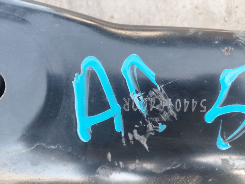 Recambio de puente delantero para renault master iii furgón referencia OEM IAM 544010400R  