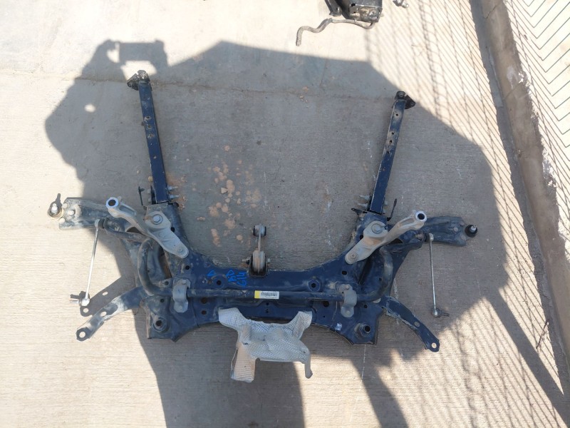 Recambio de puente delantero para nissan juke (f16) tekna referencia OEM IAM 544012179R  