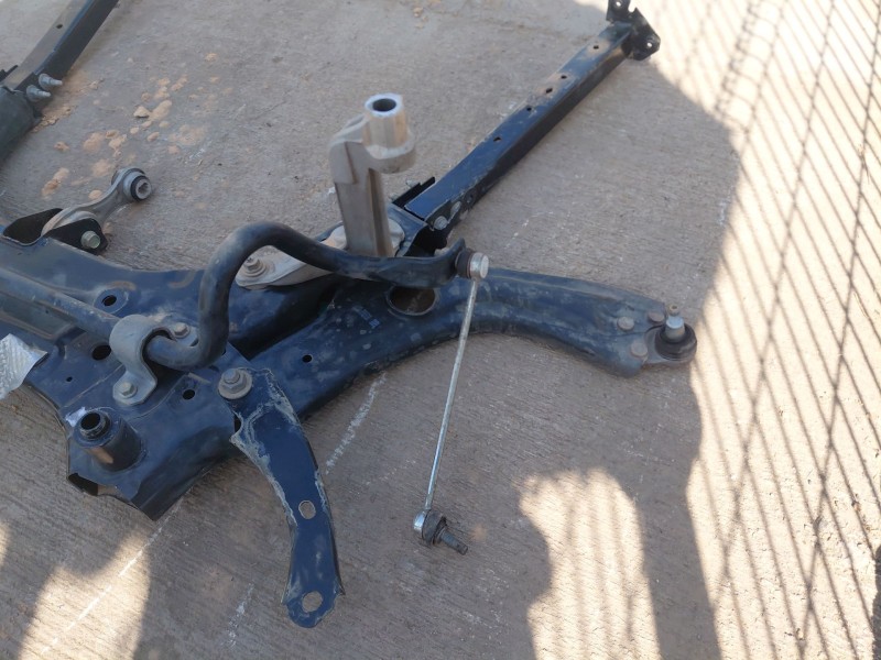 Recambio de puente delantero para nissan juke (f16) tekna referencia OEM IAM 544012179R  