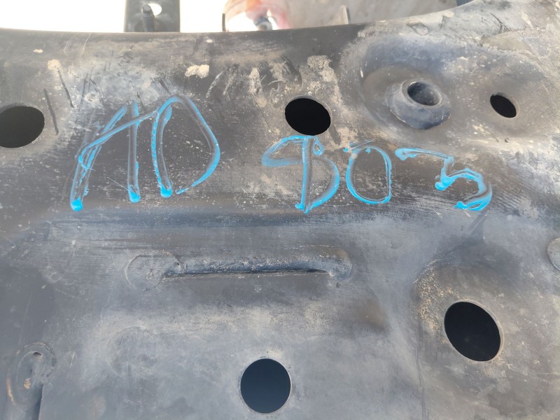 Recambio de puente delantero para hyundai kona hybrid referencia OEM IAM 62405CM000  