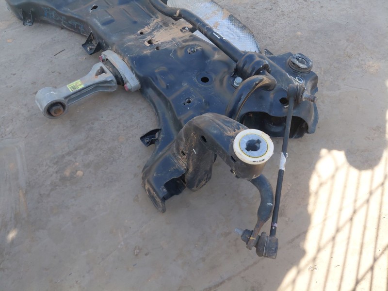 Recambio de puente delantero para hyundai kona hybrid referencia OEM IAM 62405CM000 62401CM000 