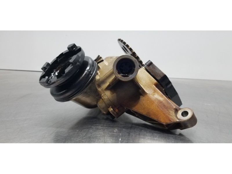 Recambio de bomba aceite para audi a8 (4e2) 4.2 quattro referencia OEM IAM 077115105J  