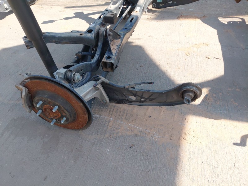 Recambio de puente trasero para hyundai kona hybrid referencia OEM IAM 55405CM000  