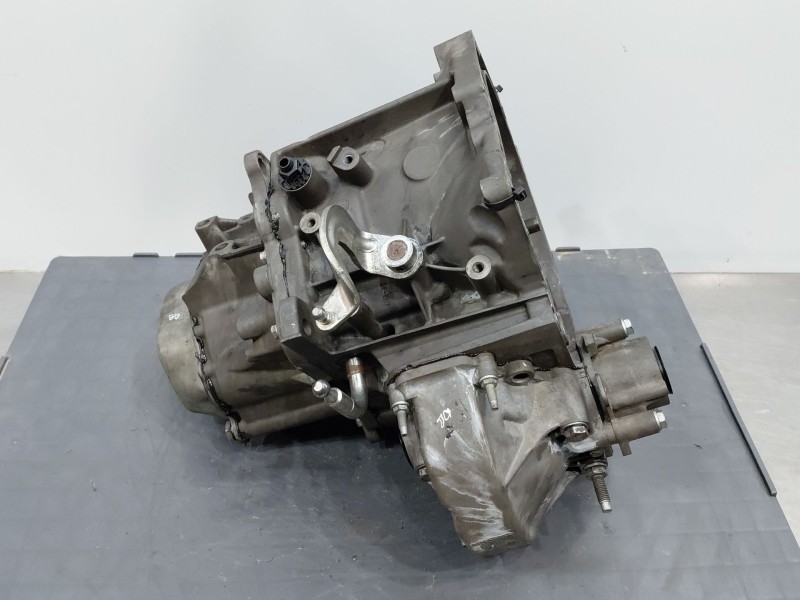 Recambio de caja cambios para peugeot expert furgón pro standard referencia OEM IAM   