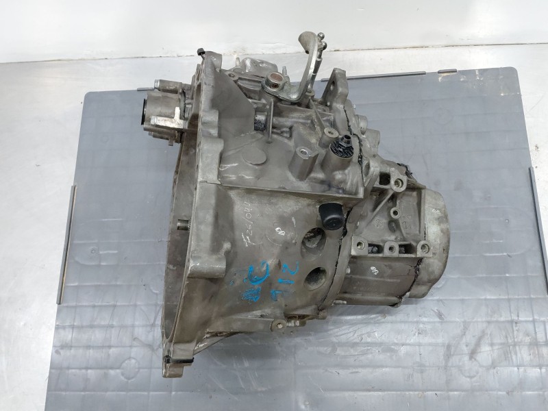 Recambio de caja cambios para peugeot expert furgón pro standard referencia OEM IAM   