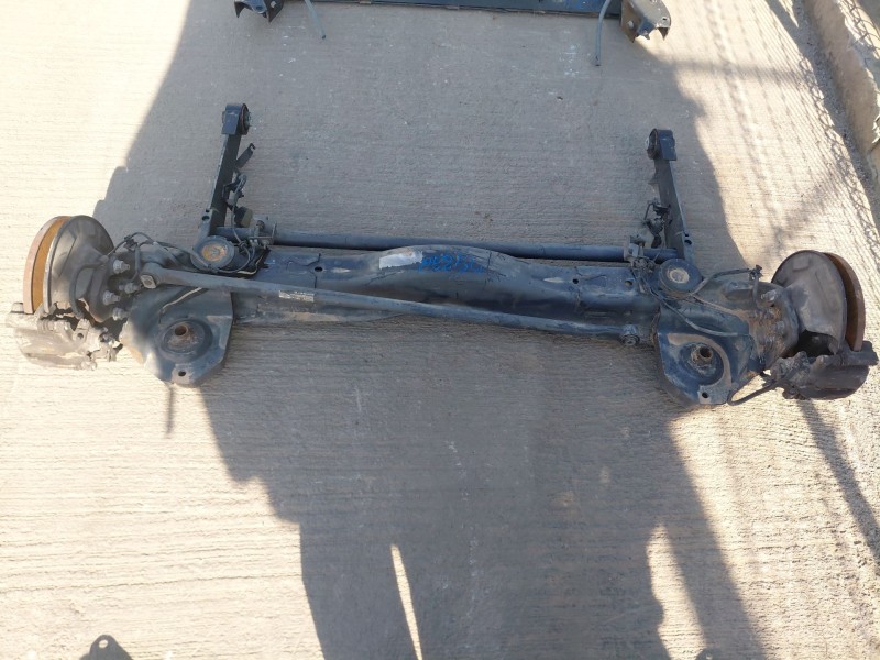 Recambio de puente trasero para peugeot expert kasten active referencia OEM IAM 5148T9  