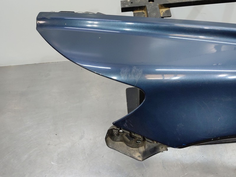 Recambio de aleta delantera izquierda para volvo s40 ii (544) 1.8 referencia OEM IAM   